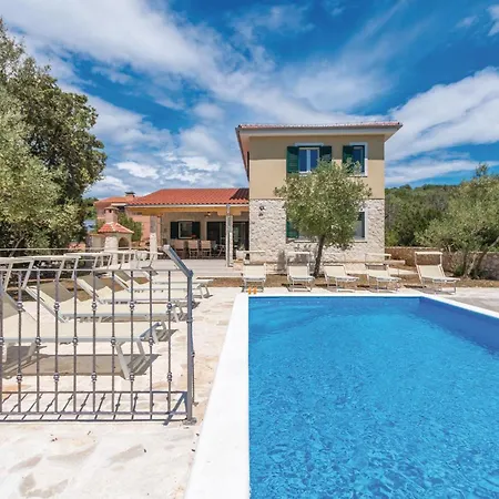 Dom wakacyjny 5 Bedroom Gorgeous In