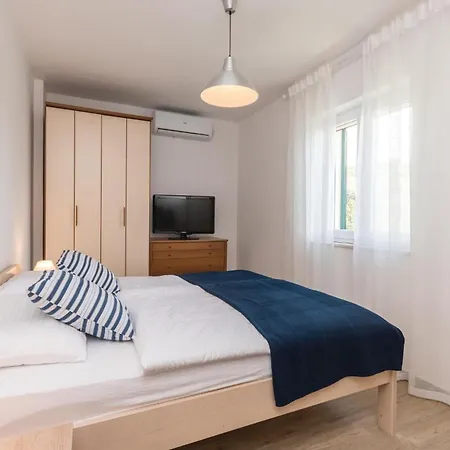 Dom wakacyjny 5 Bedroom Gorgeous In