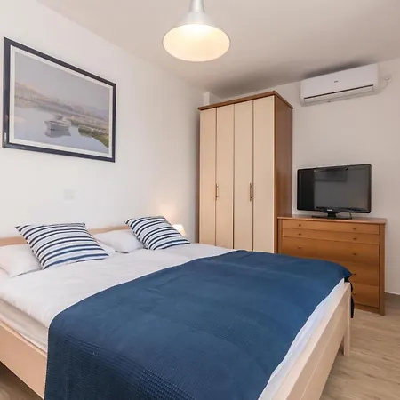 5 Bedroom Gorgeous In Dom wakacyjny *
